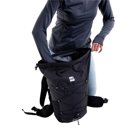 Red Paddle Lightweight Waterproof Backpack 22 Liter Trockenrucksack Packsack obsidian black hier im Red Paddle-Shop günstig onli