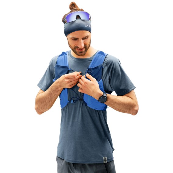 Deuter Traick 9 M Trail Running Rucksack neptune-nightblue hier im Deuter-Shop günstig online bestellen