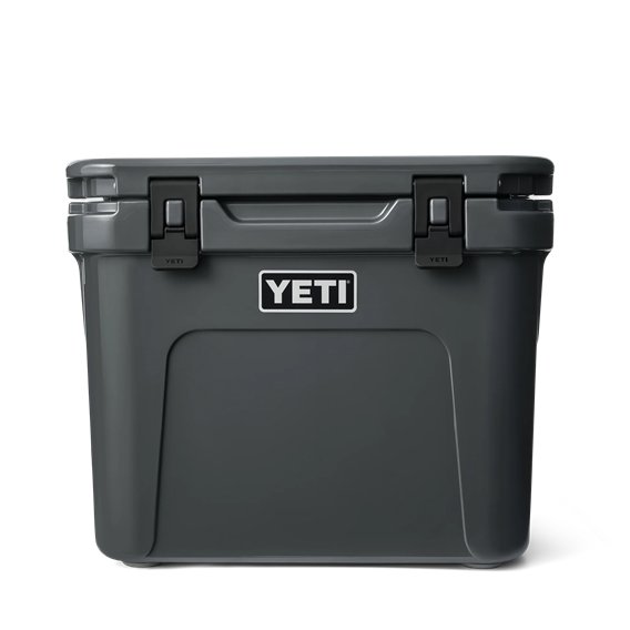 Yeti Roadie 32 Kühlbox mit Rädern Eisbox Thermobox charcoal hier im YETI Hardware-Shop günstig online bestellen