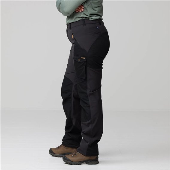 Fjällräven Nikka Trousers Curved Damen Outdoorhose Wanderhose black hier im Fjällräven-Shop günstig online bestellen