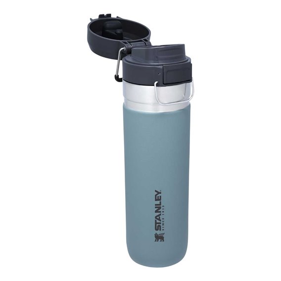 Stanley Quick Flip Water Bottle 0,7 Liter Trinkflasche Thermobecher shale hier im Stanley-Shop günstig online bestellen