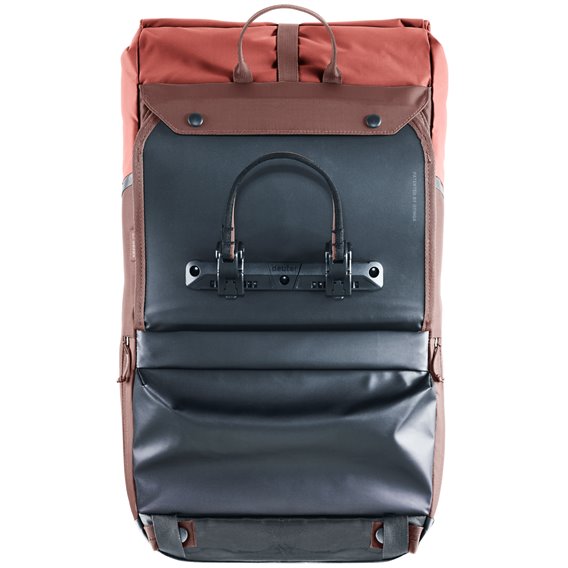 Deuter Xberg 25 Fahrradrucksack raisin-caspia hier im Deuter-Shop günstig online bestellen
