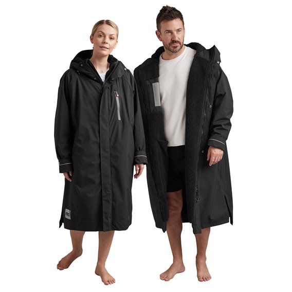 Red Paddle Evo Pro Robe Umkleide-Mantel für Damen und Herren stealth black hier im Red Paddle-Shop günstig online bestellen